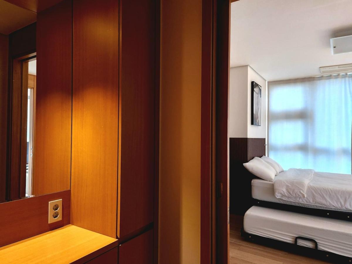 Quiet & Comfy Home, Close To Everything Apartment Seoul